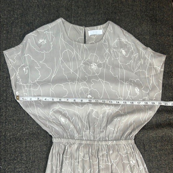 Oak + Fort Beige/Tan Midi Dress Lined Floral Pattern sz S - Picture 5 of 13